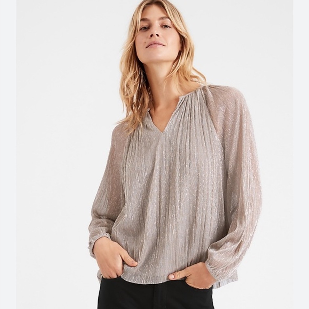 NWT! Banana Republic Metallic Balloon-Sleeve Shimmering Platinum Blouse - Size S